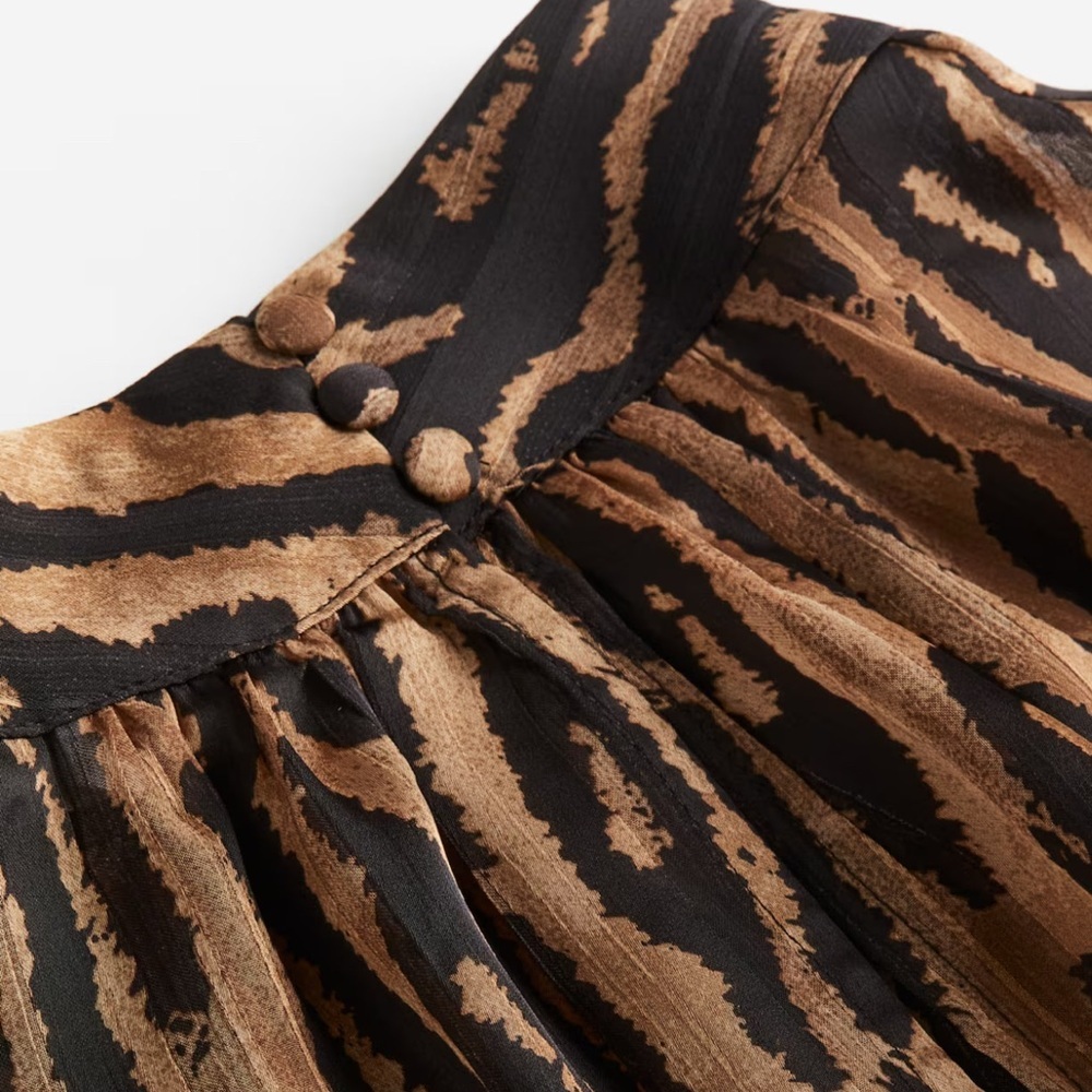 H&M Leopard Print Pattern Blouse Light Brown Crep… - image 4